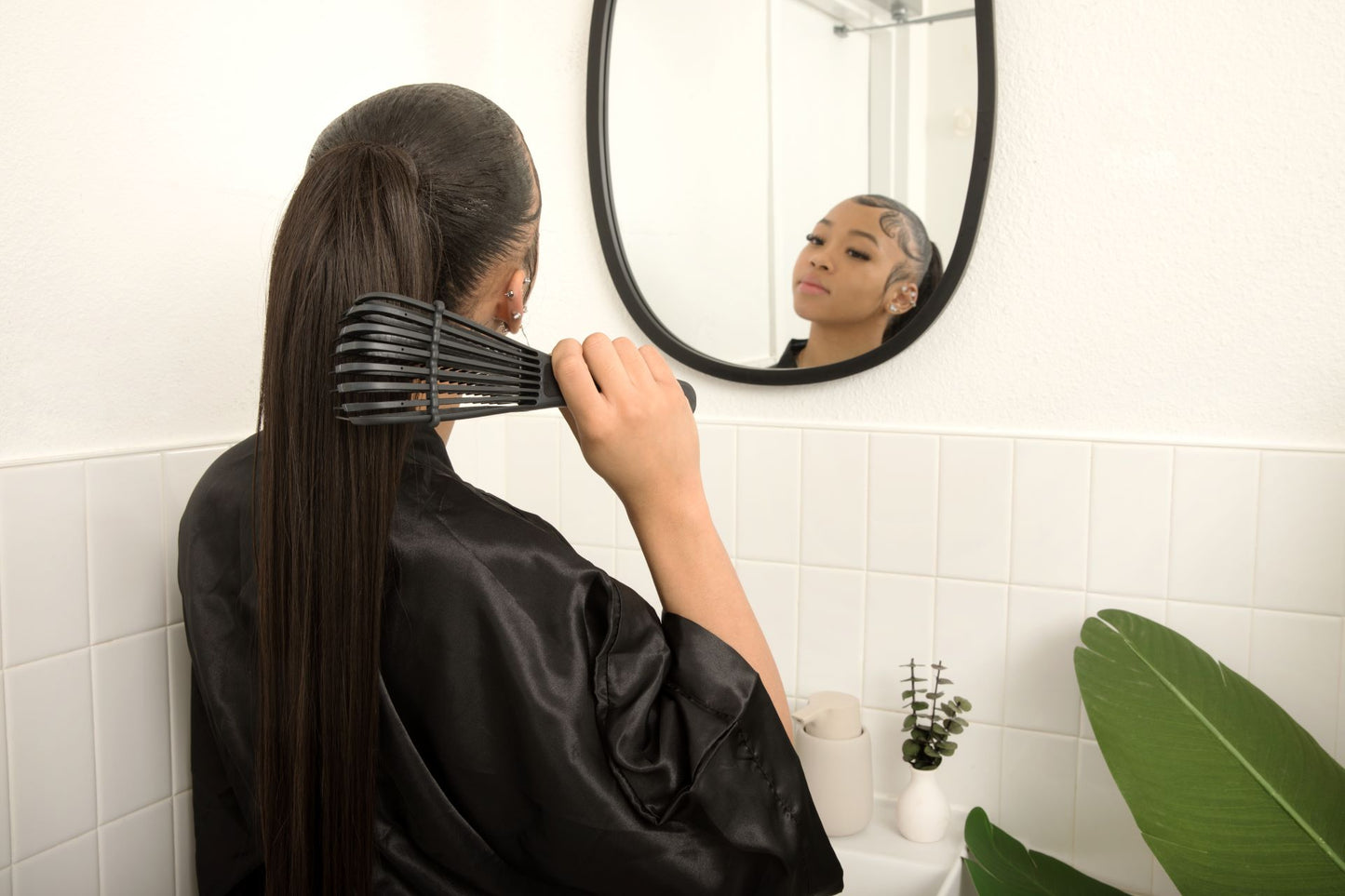 Monica LaChelle Detangling Wet Brush